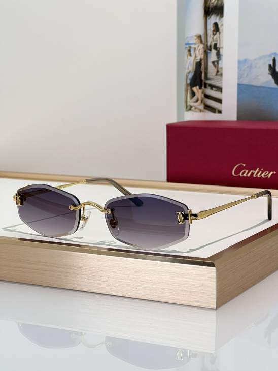 Picture of Cartier Sunglasses _SKUfw79279956fw